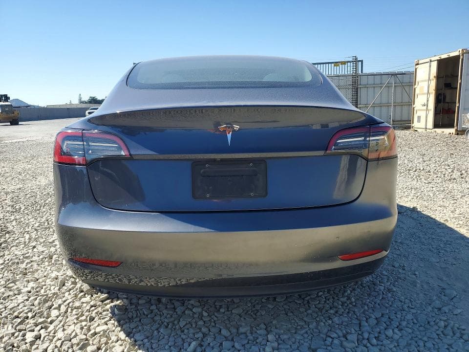 2023 TESLA MODEL 3 6