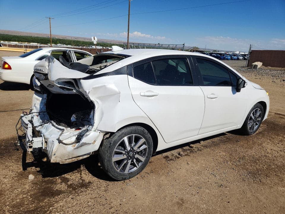 2020 NISSAN VERSA SV 3