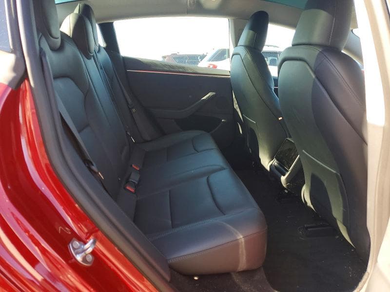 2025 TESLA MODEL 3 10