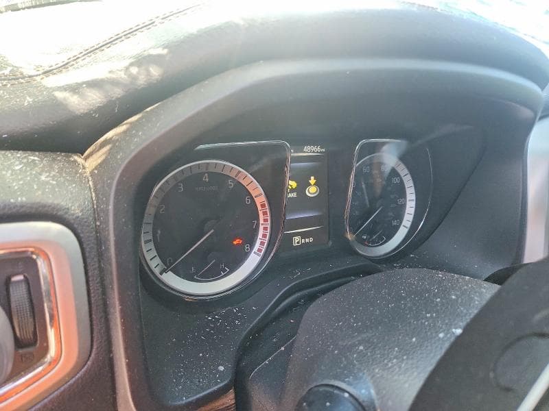2017 NISSAN TITAN SL 9