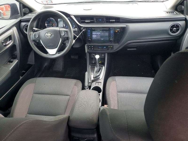 2017 TOYOTA COROLLA LE 8