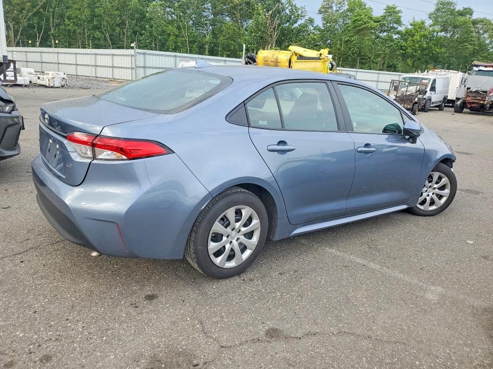 2026 TOYOTA COROLLA LE 3