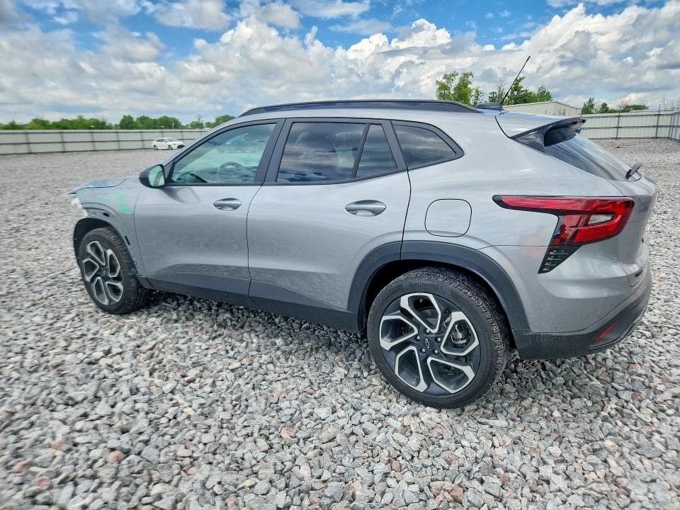 2026 CHEVROLET TRAX 2RS 2