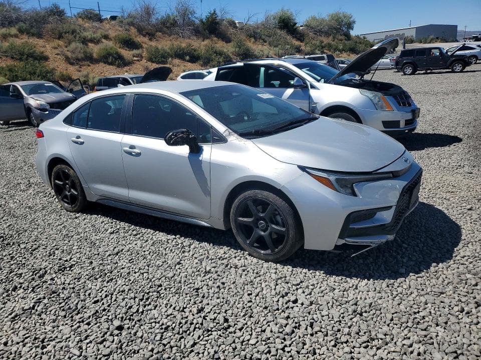 2023 TOYOTA COROLLA SE 4
