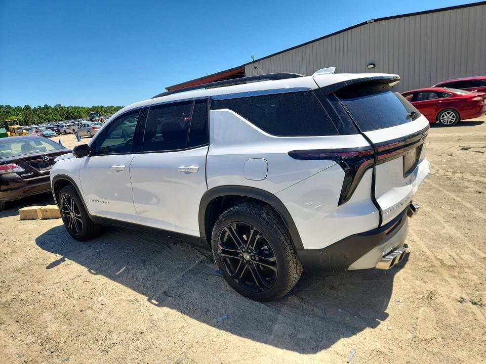 2025 CHEVROLET TRAVERSE LT 2