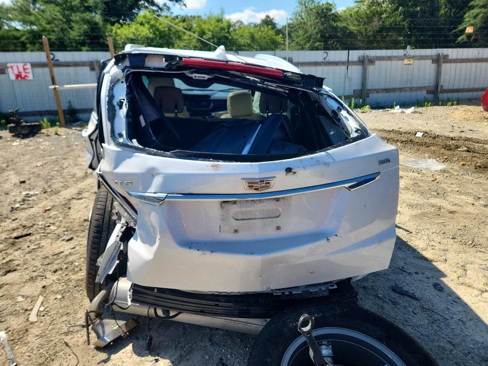 2017 CADILLAC XT5 LUXURY 6