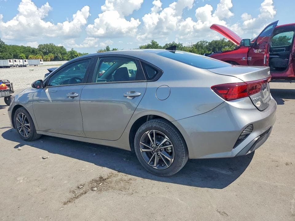 2024 KIA FORTE LXS 2