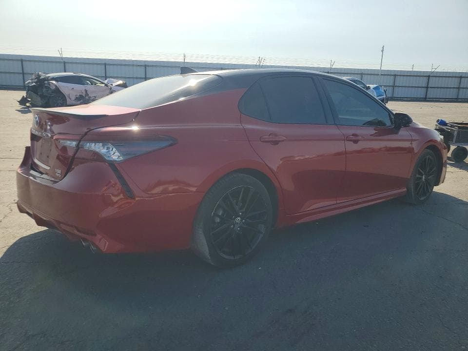 2021 TOYOTA CAMRY XSE 3