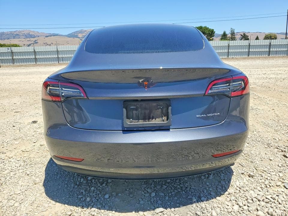 2023 TESLA MODEL 3 6