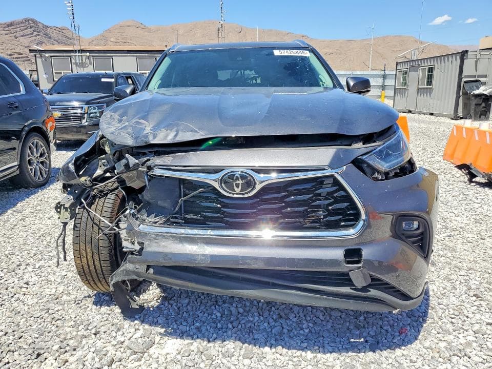 2022 TOYOTA HIGHLANDER LIMITED 5