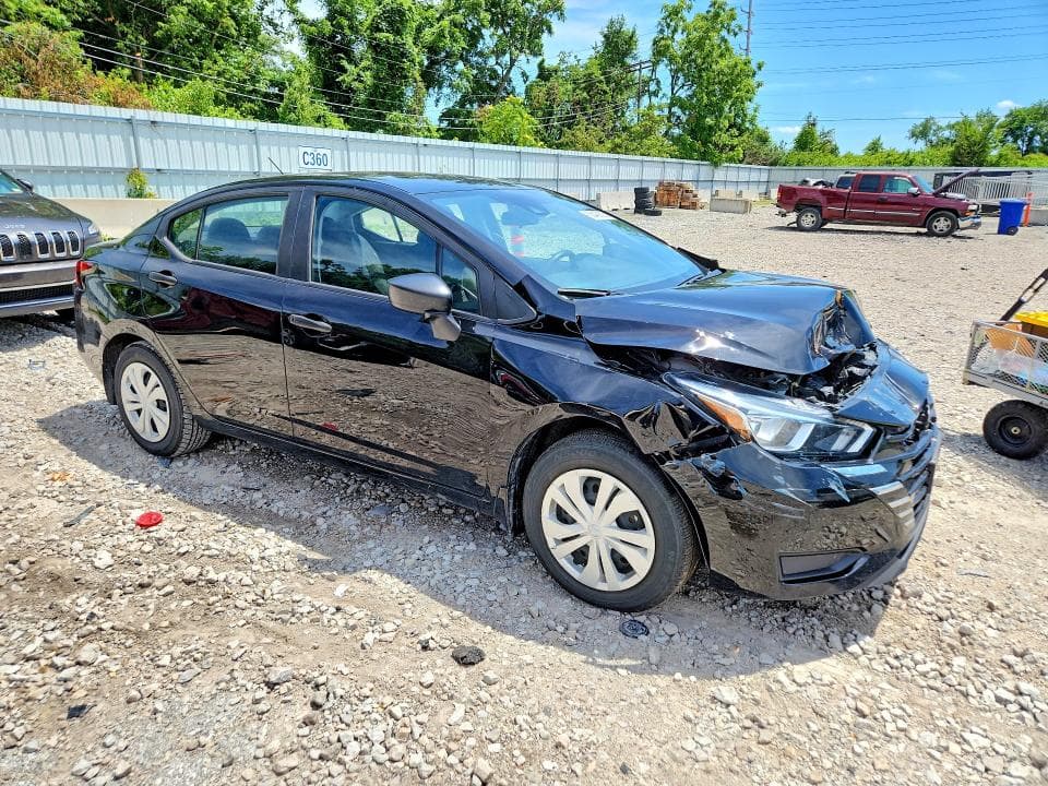 2024 NISSAN VERSA S 4