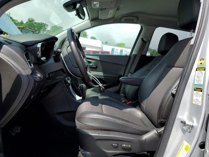 2022 CHEVROLET TRAX 1LT 7