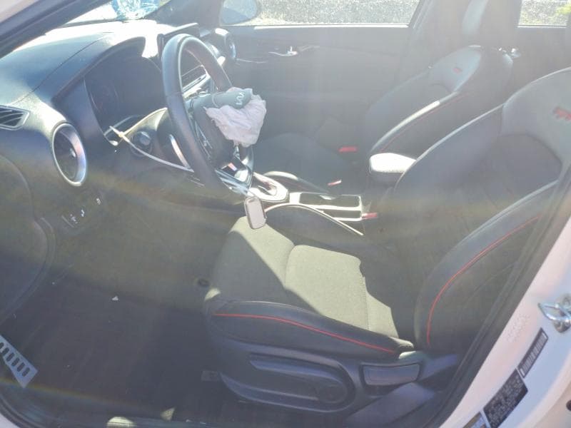 2024 KIA FORTE GT 7