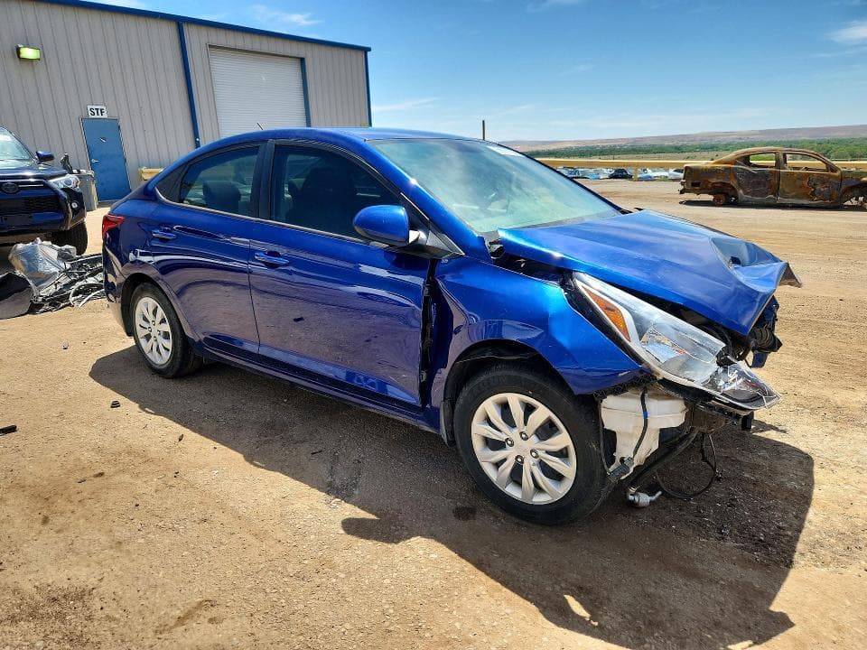 2020 HYUNDAI ACCENT SE 4