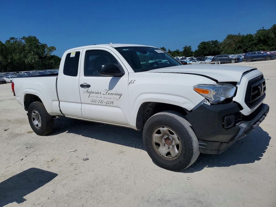 2022 TOYOTA TACOMA SR 4