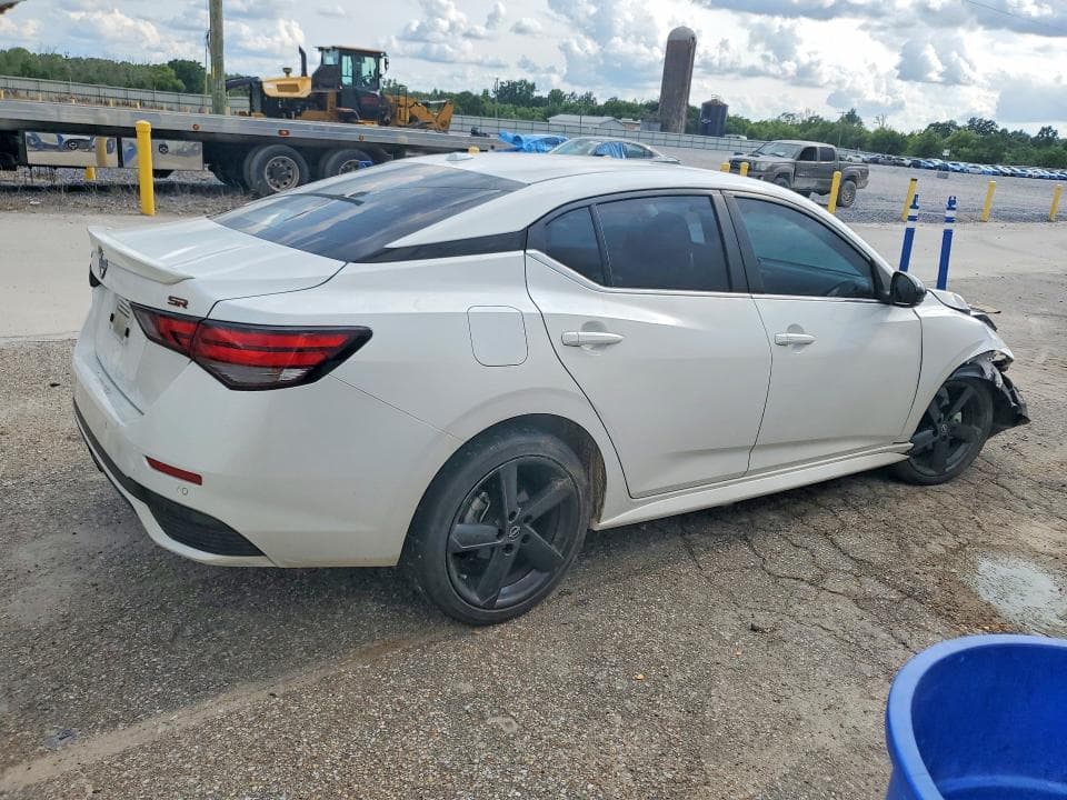2024 NISSAN SENTRA SR 3