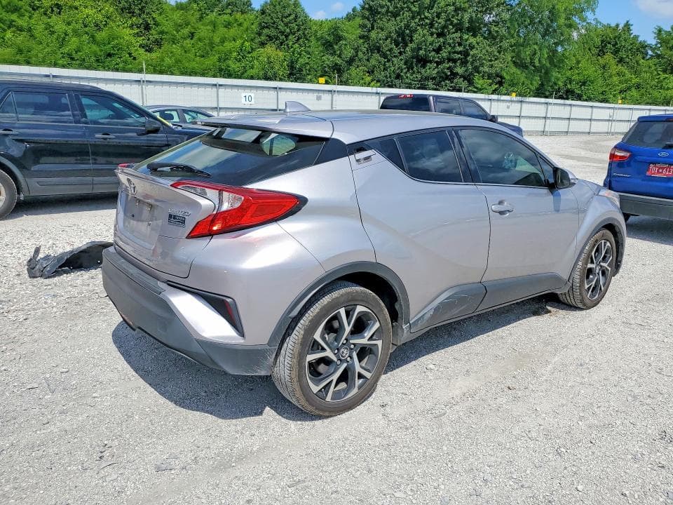 2019 TOYOTA C-HR LIMITED 3