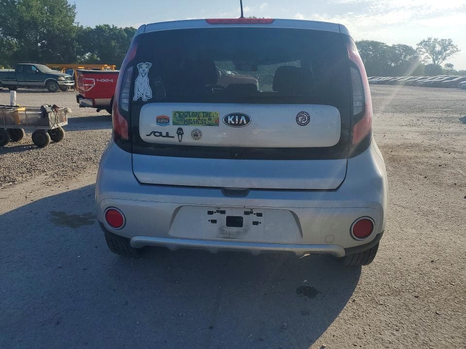 2018 KIA SOUL + 6