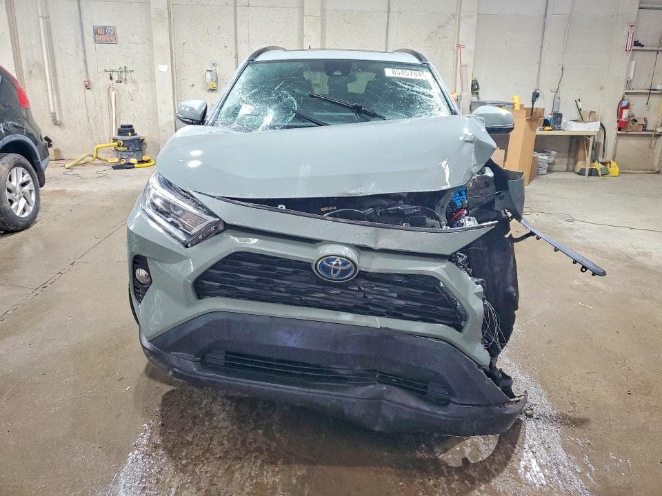2021 TOYOTA RAV4 XLE 5
