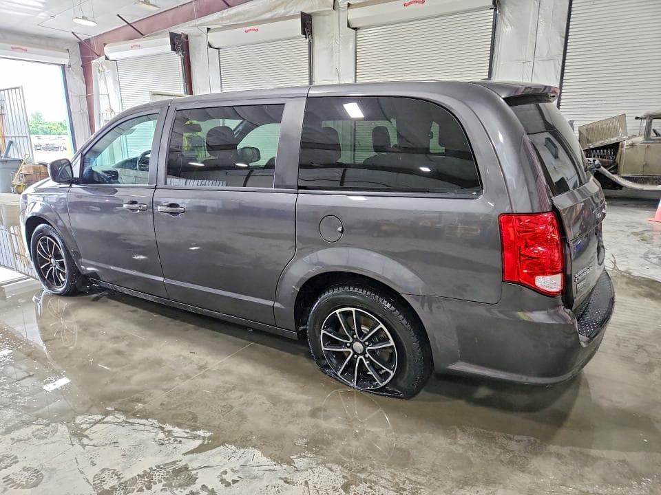 2019 DODGE GRAND CARAVAN SE 2