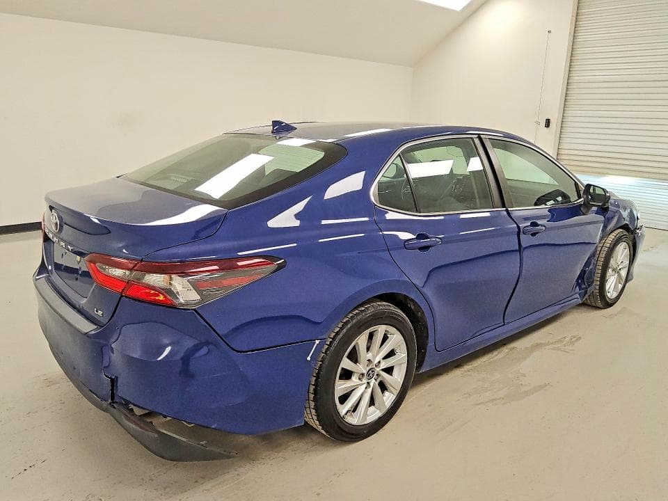 2023 TOYOTA CAMRY LE 3