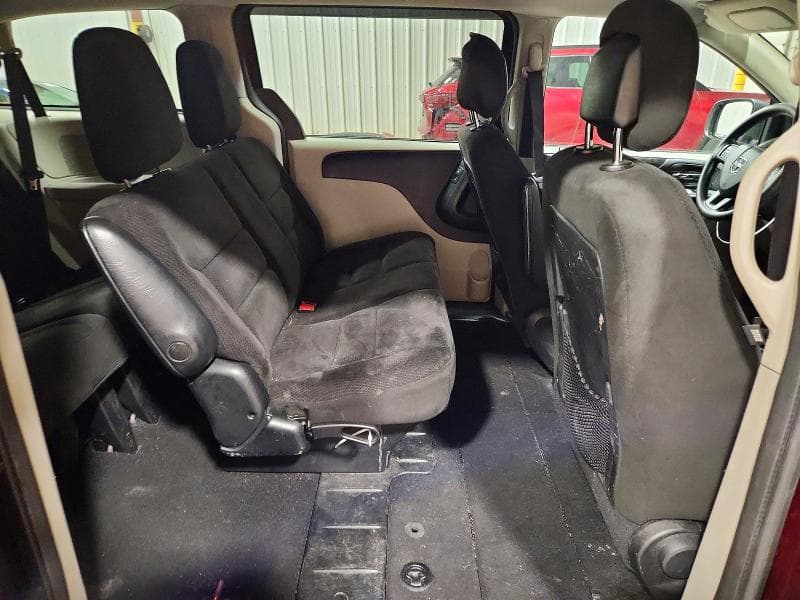 2017 DODGE GRAND CARAVAN SE 11