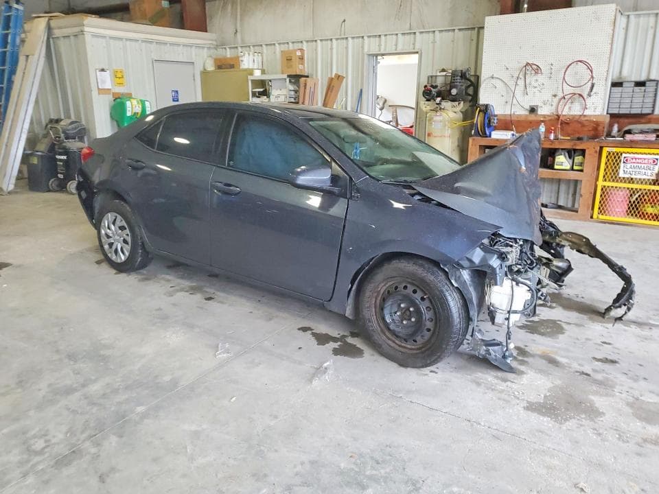 2017 TOYOTA COROLLA LE 4