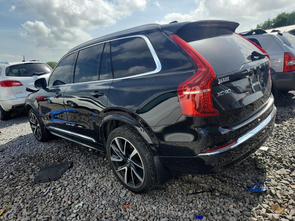 2023 VOLVO XC90 PLUS 2