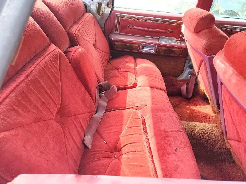 1977 LINCOLN CONTINENTAL TOWN CA 10