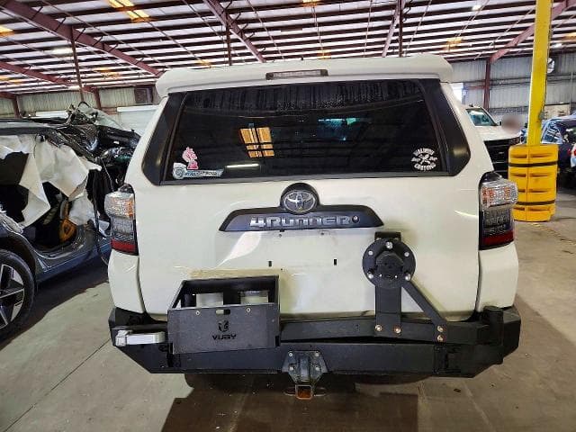 2017 TOYOTA 4RUNNER DELUXE V6 6