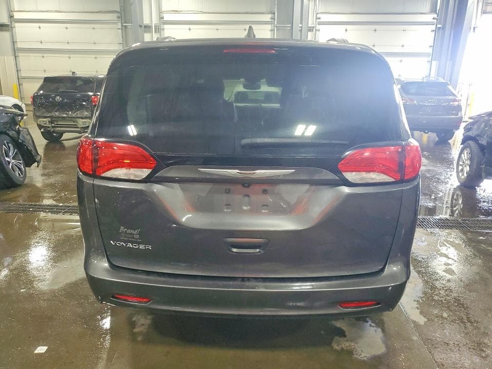2021 CHRYSLER VOYAGER LXI 6