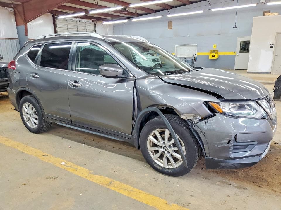 2020 NISSAN ROGUE SV 4