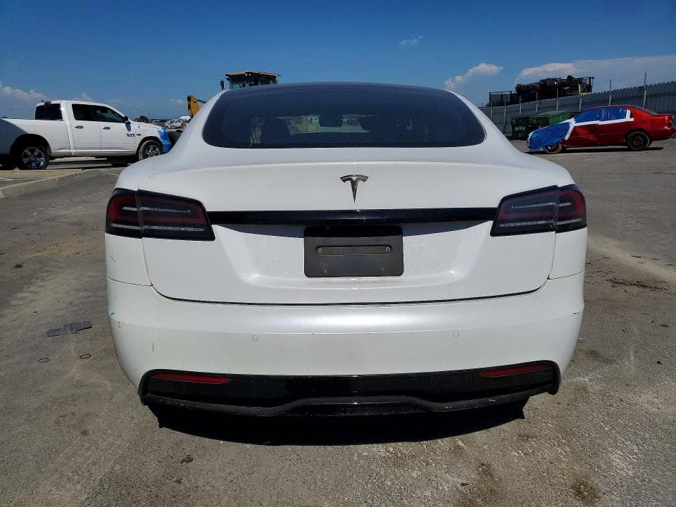 2022 TESLA MODEL S 6