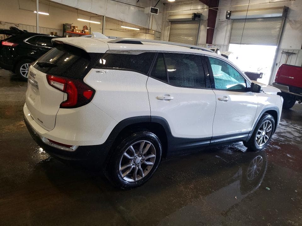 2023 GMC TERRAIN SLT 3