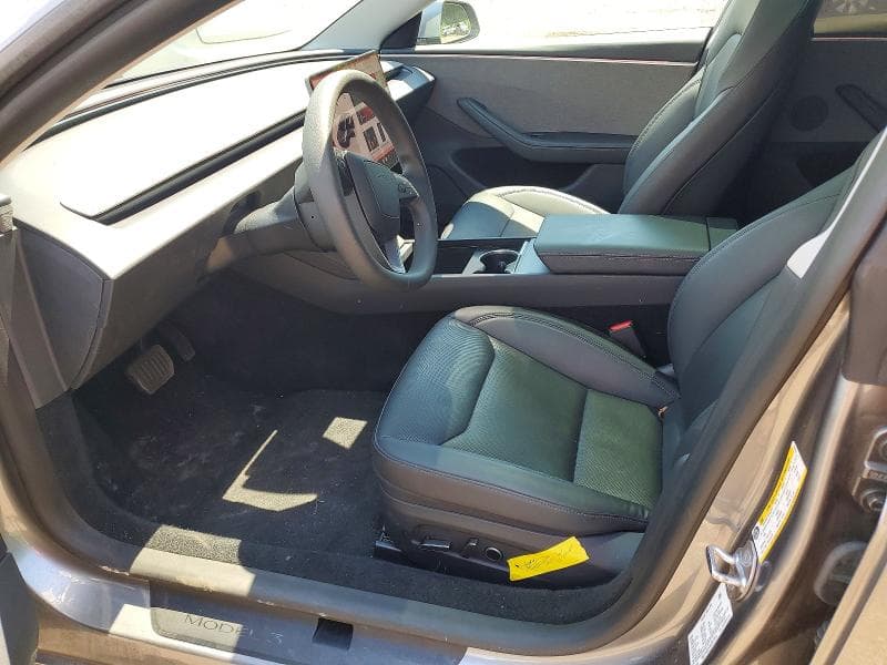 2025 TESLA MODEL 3 7