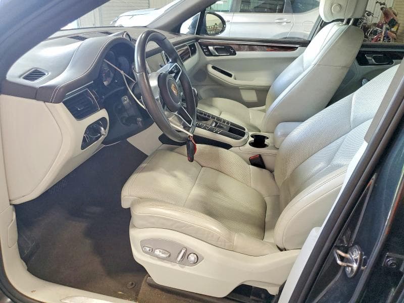 2017 PORSCHE MACAN S 7