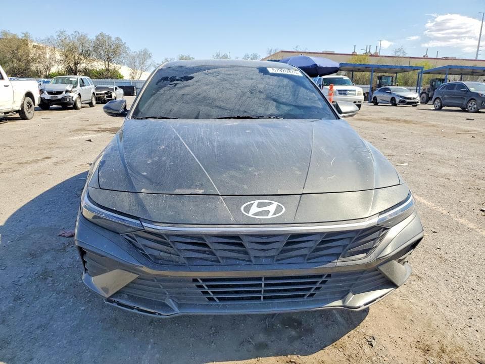 2024 HYUNDAI ELANTRA SEL 5