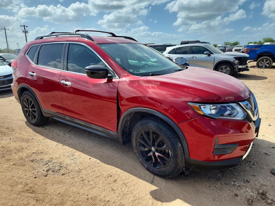 2017 NISSAN ROGUE SV 4