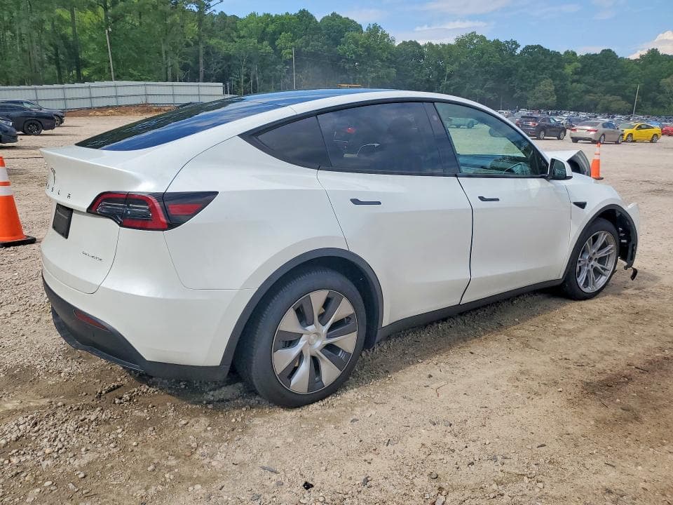 2023 TESLA MODEL Y 3