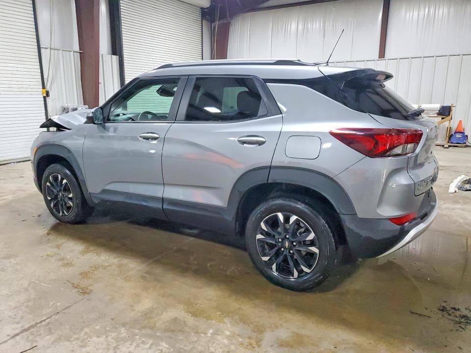 2023 CHEVROLET TRAILBLAZER LT 2