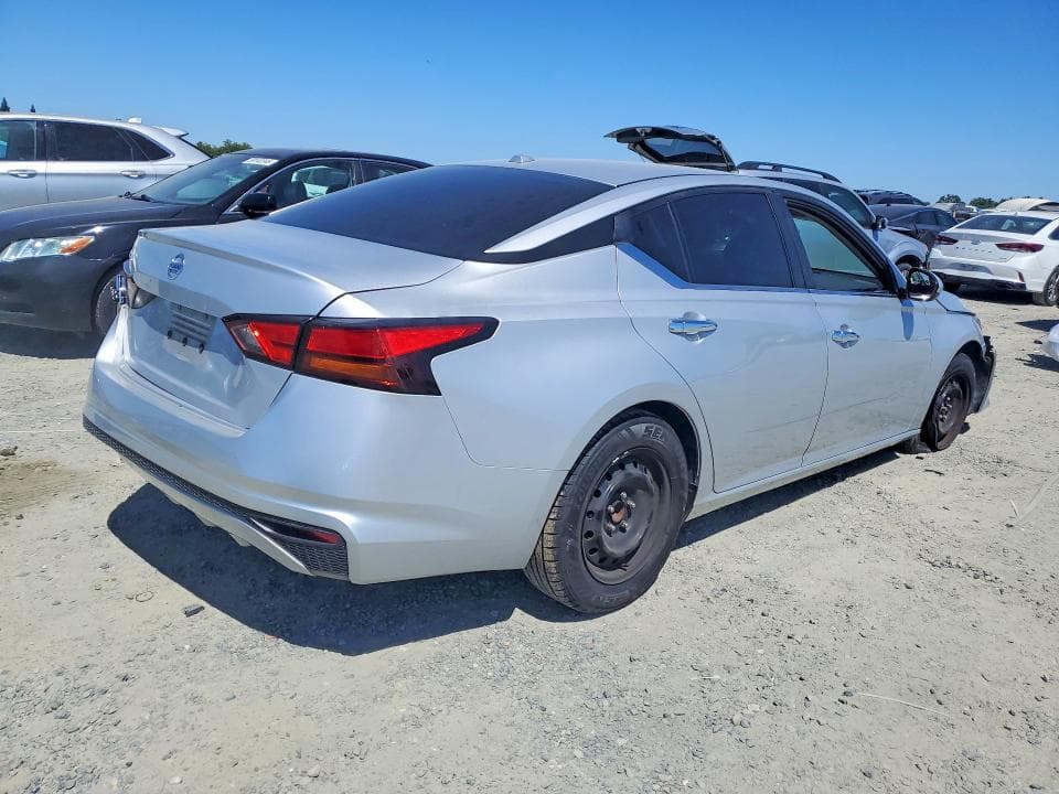 2019 NISSAN ALTAMA 3