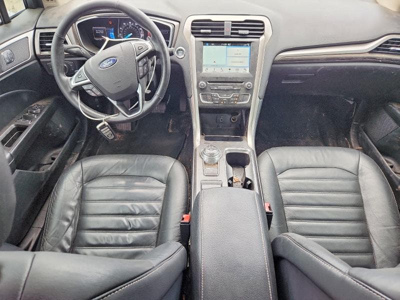 2017 FORD FUSION SE 8