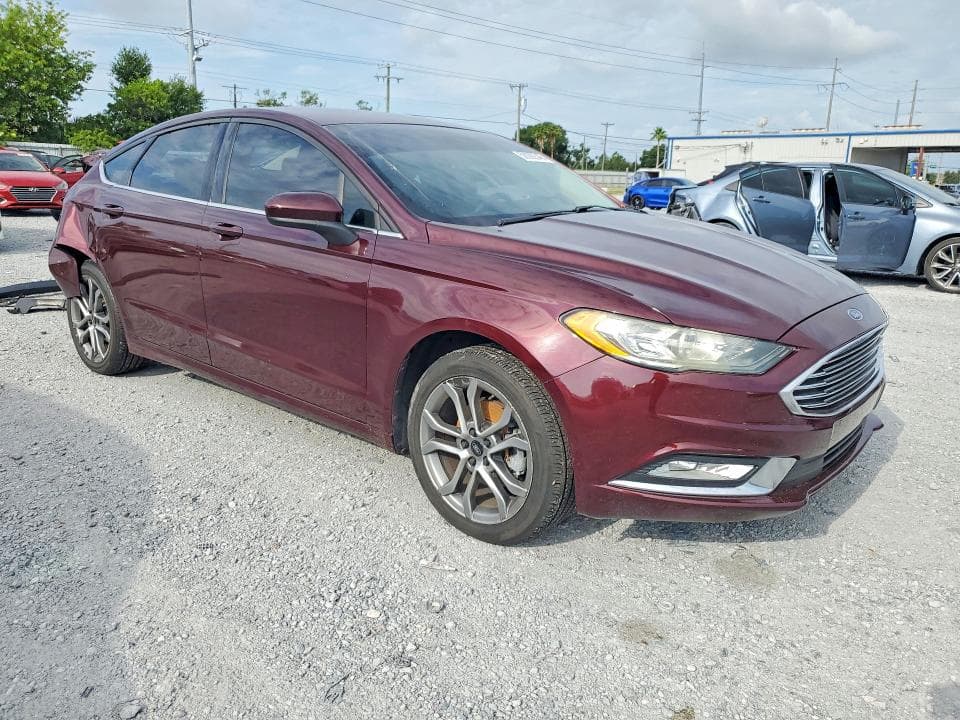 2017 FORD FUSION SE 4