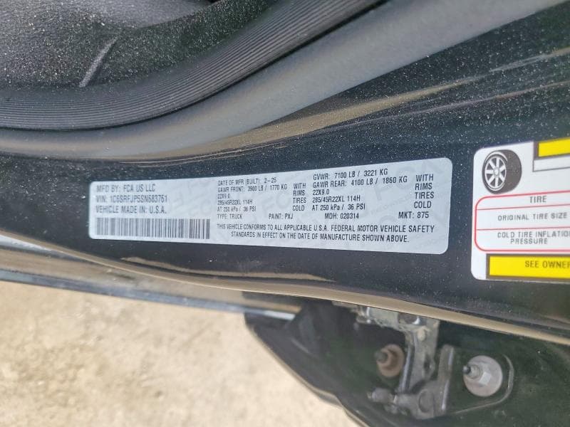 2025 RAM 1500 LARAMIE 12
