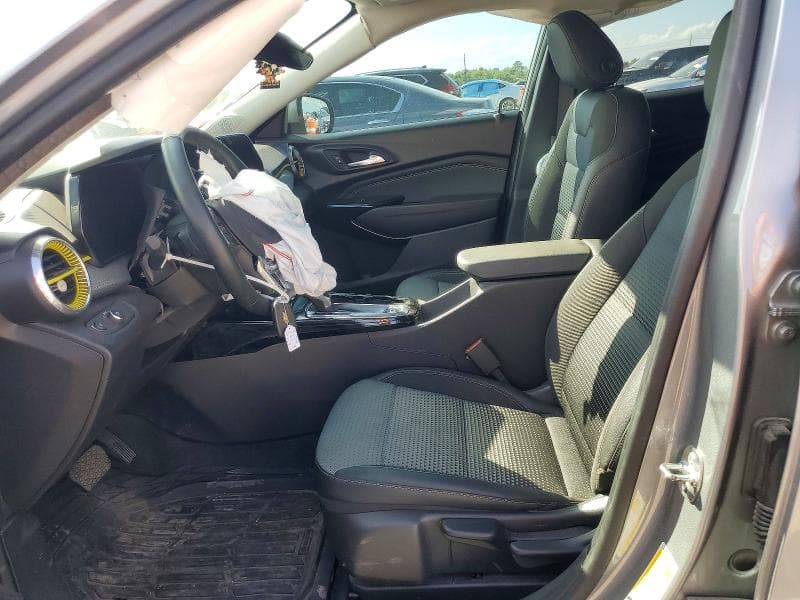 2026 CHEVROLET TRAX 1LT 7