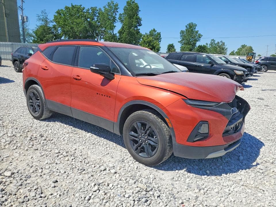 2021 CHEVROLET BLAZER 2LT 4