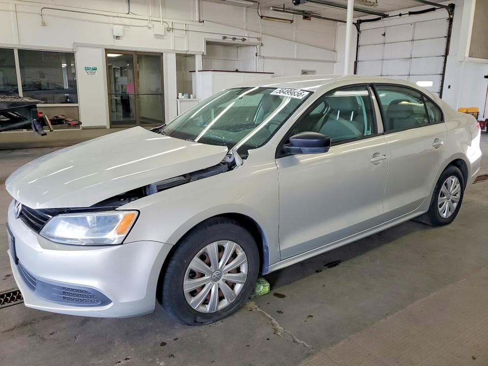 2011 VOLKSWAGEN JETTA - 1