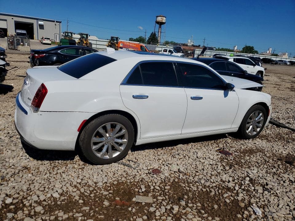 2020 CHRYSLER 300 LIMITED 3