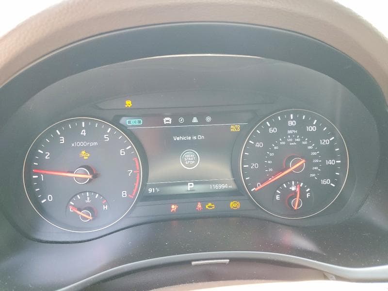 2017 KIA CADENZA LIMITED 9