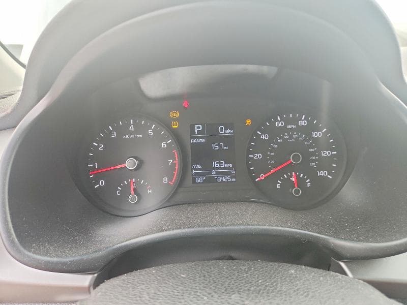 2019 KIA RIO S 9